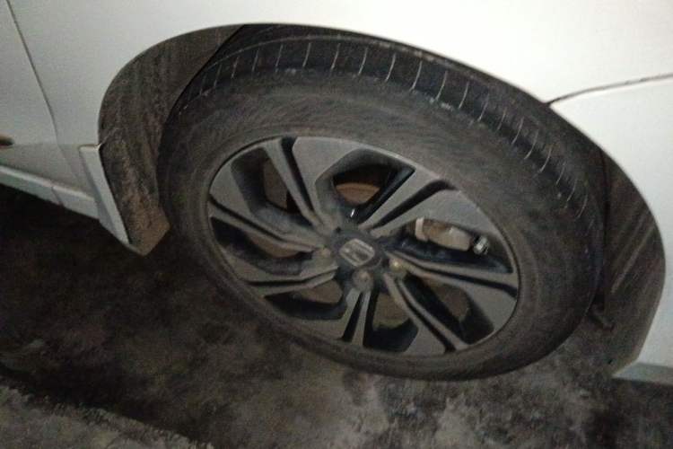 Used Honda Crider 2016 1.8L CVT Comfort Version Right Front Wheel Hub