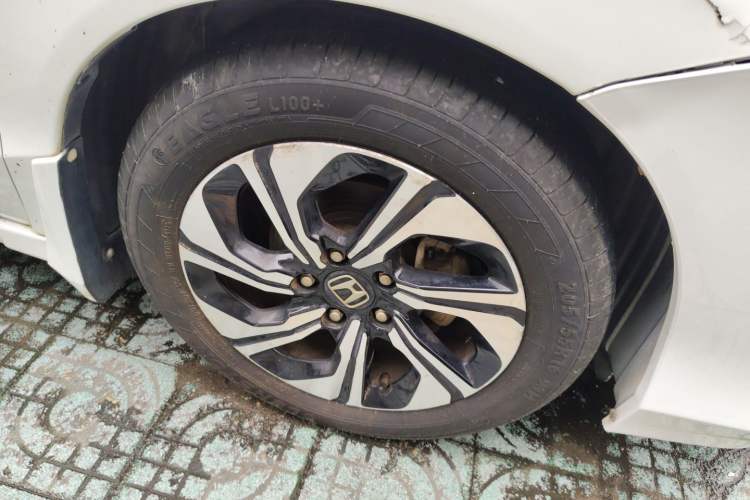 Used Honda Crider 2016 1.8L CVT Luxury Edition Right Front Wheel Hub