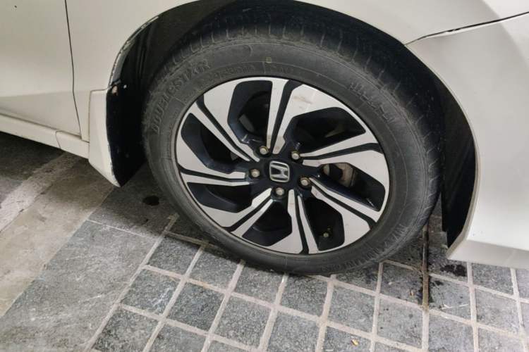 Used Honda Crider 2016 1.8L CVT Comfort Version Right Front Wheel Hub