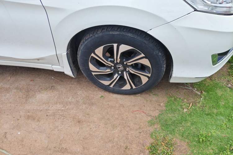 Used Honda Crider 2016 1.8L CVT Luxury Edition Right Front Wheel Hub