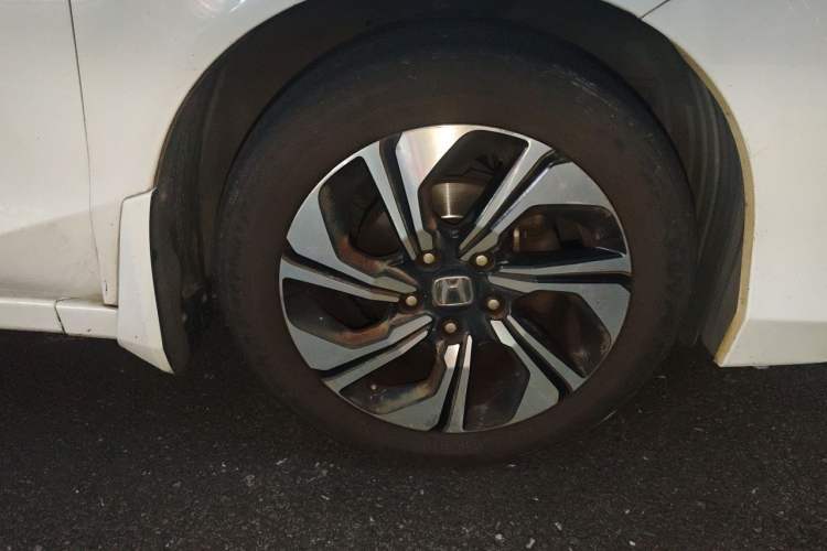 Used Honda Crider 2016 1.8L CVT Comfort Version Right Front Wheel Hub