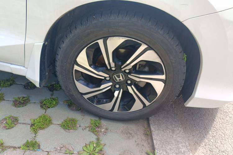 Used Honda Crider 2016 1.8L CVT Comfort Version Right Front Wheel Hub