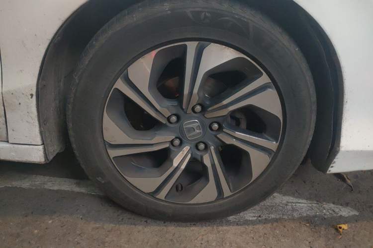 Used Honda Crider 2016 1.8L CVT Comfort Version Right Front Wheel Hub