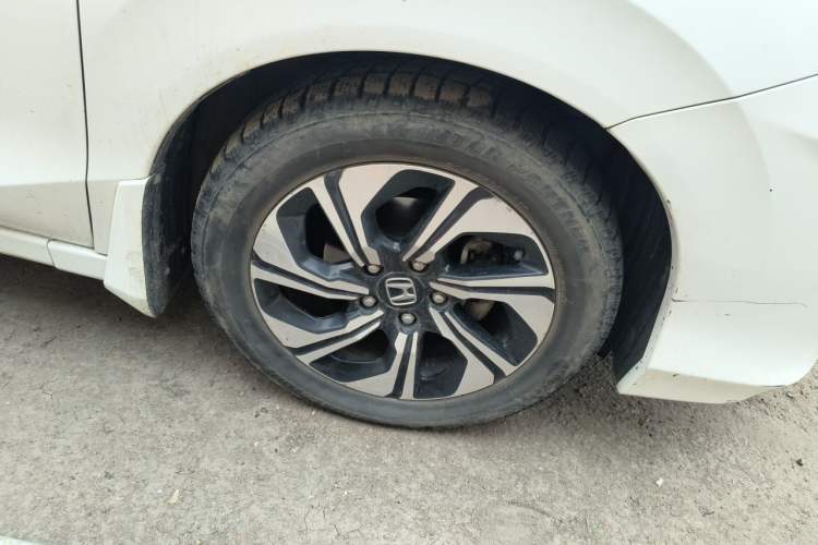Used Honda Crider 2016 1.8L CVT Luxury Edition Right Front Wheel Hub