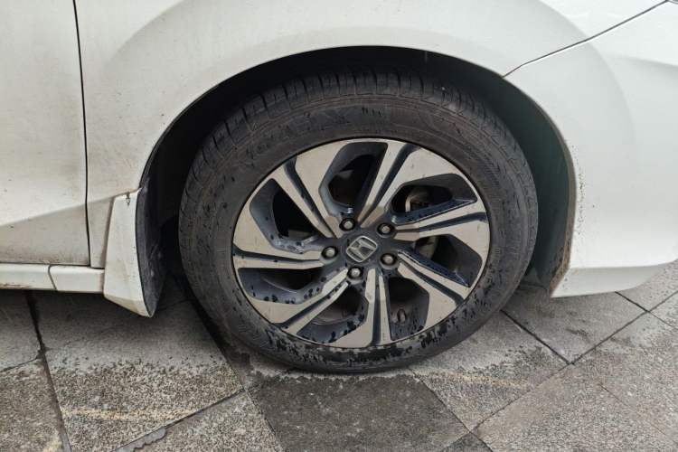 Used Honda Crider 2016 1.8L CVT Comfort Version Right Front Wheel Hub