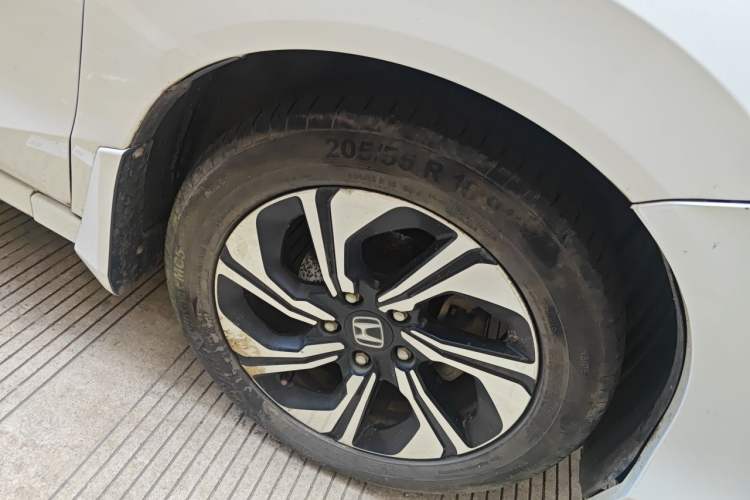 Used Honda Crider 2016 1.8L CVT Flagship Edition Right Front Wheel Hub
