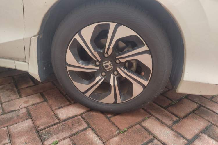 Used Honda Crider 2016 1.8L CVT Comfort Version Right Front Wheel Hub
