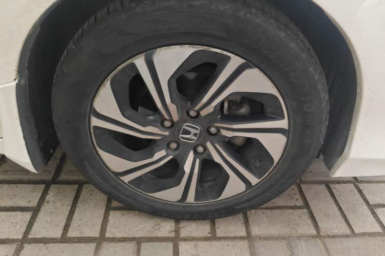Used Honda Crider 2016 1.8L CVT Comfort Version Right Front Wheel Hub