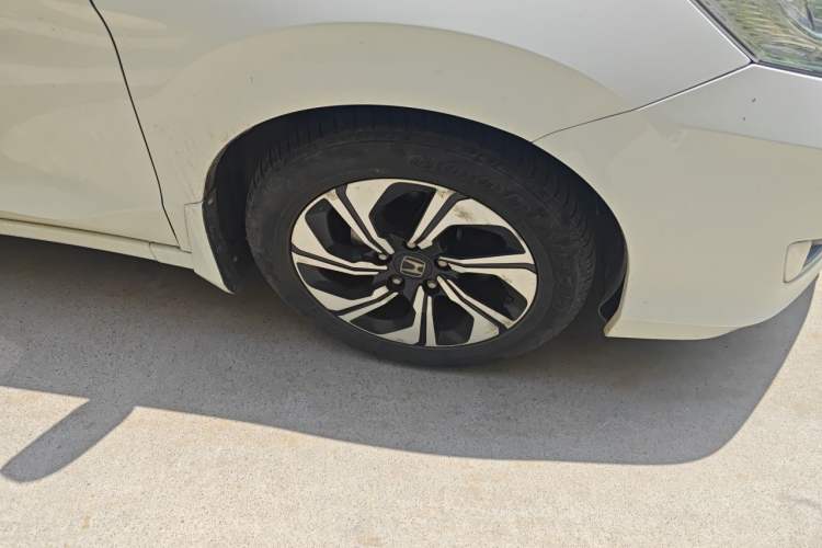 Used Honda Crider 2016 1.8L CVT Leading Edition Right Front Wheel Hub
