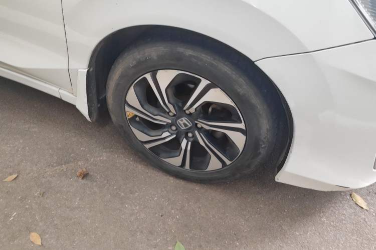 Used Honda Crider 2016 1.8L CVT Luxury Edition Right Front Wheel Hub