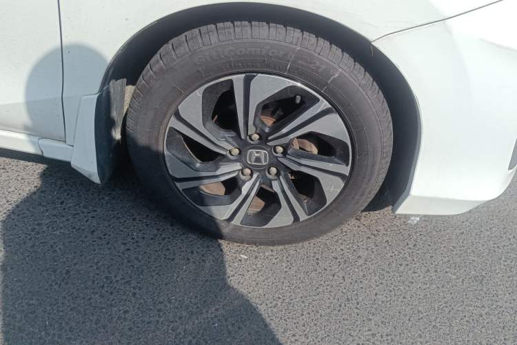 Used Honda Crider 2016 1.8L CVT Luxury Edition Right Front Wheel Hub