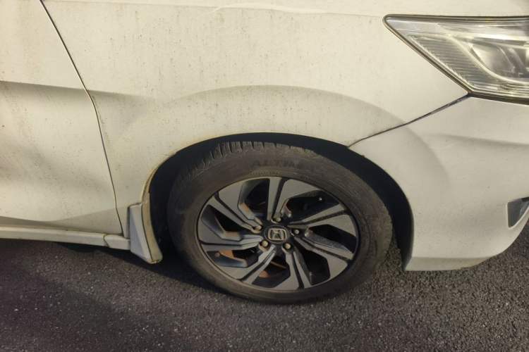 Used Honda Crider 2016 1.8L CVT Luxury Edition Right Front Wheel Hub