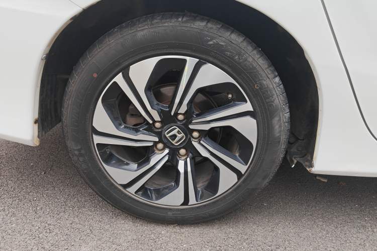 Used Honda Crider 2016 1.8L CVT Luxury Edition Right Rear Wheel Hub
