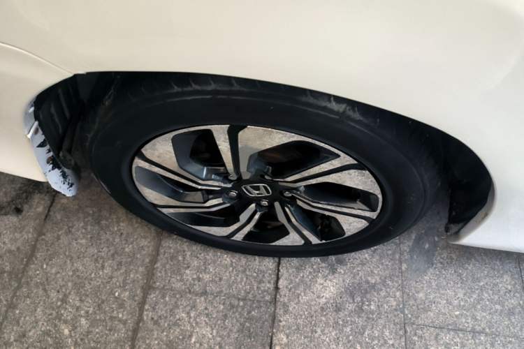 Used Honda Crider 2016 1.8L CVT Luxury Edition Right Rear Wheel Hub