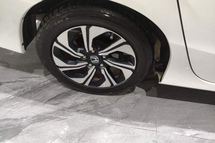 Used Honda Crider 2016 1.8L CVT Comfort Version Right Rear Wheel Hub