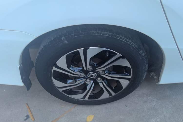 Used Honda Crider 2016 1.8L CVT Luxury Edition Right Rear Wheel Hub
