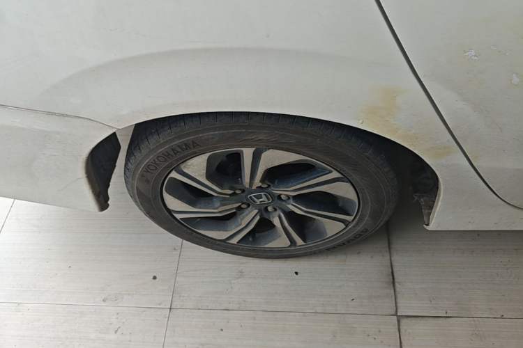 Used Honda Crider 2016 1.8L CVT Comfort Version Right Rear Wheel Hub