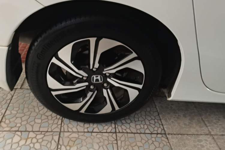 Used Honda Crider 2016 1.8L CVT Comfort Version Right Rear Wheel Hub