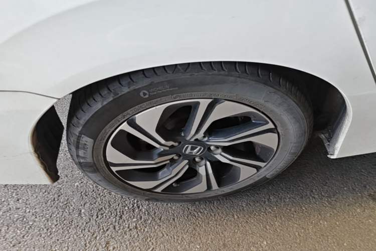 Used Honda Crider 2016 1.8L CVT Luxury Edition Right Rear Wheel Hub