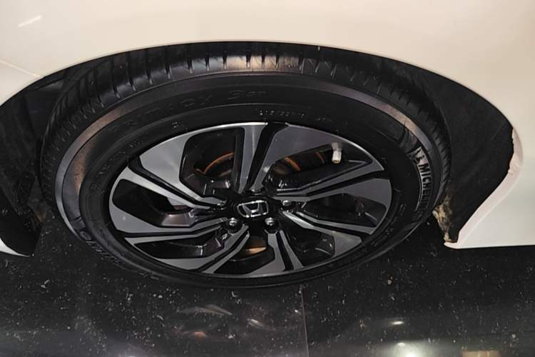 Used Honda Crider 2016 1.8L CVT Luxury Edition Right Rear Wheel Hub