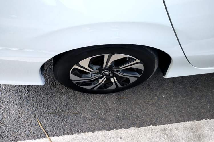 Used Honda Crider 2016 1.8L CVT Luxury Edition Right Rear Wheel Hub
