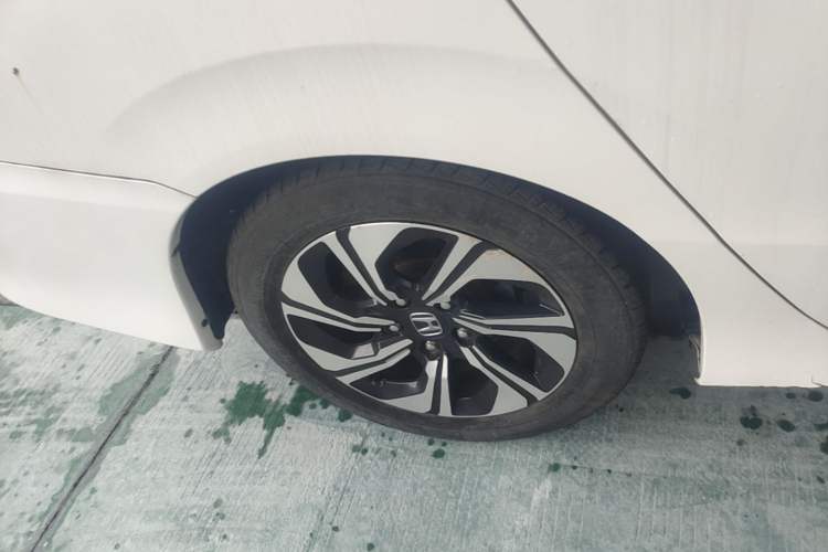 Used Honda Crider 2016 1.8L CVT Luxury Edition Right Rear Wheel Hub