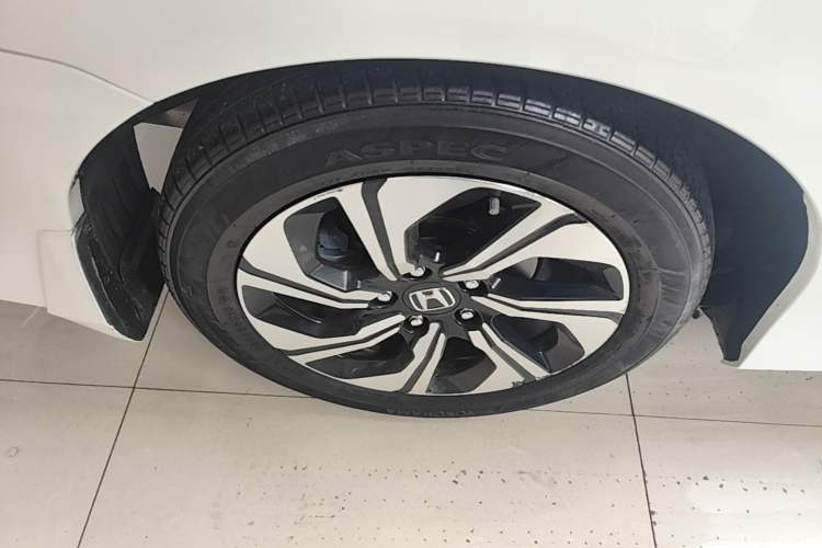 Used Honda Crider 2016 1.8L CVT Luxury Edition Right Rear Wheel Hub