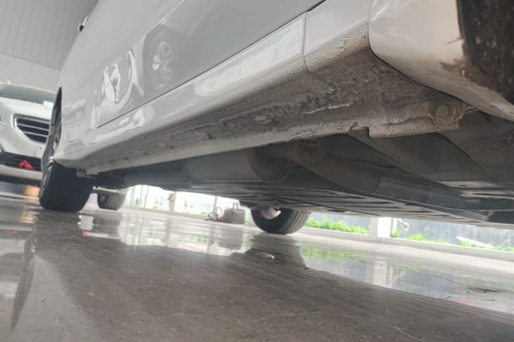 Used Honda Crider 2016 1.8L CVT Luxury Edition Right Side Sill