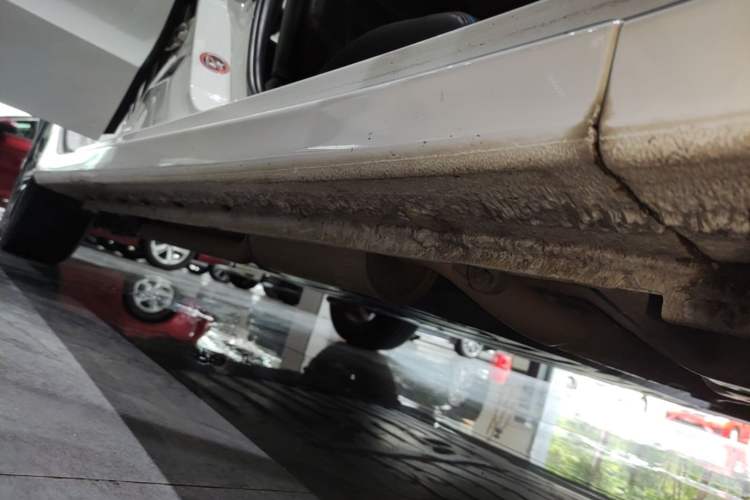 Used Honda Crider 2016 1.8L CVT Comfort Version Right Side Sill