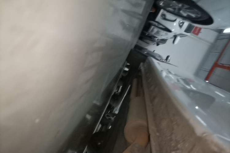 Used Honda Crider 2016 1.8L CVT Leading Edition Right Side Sill