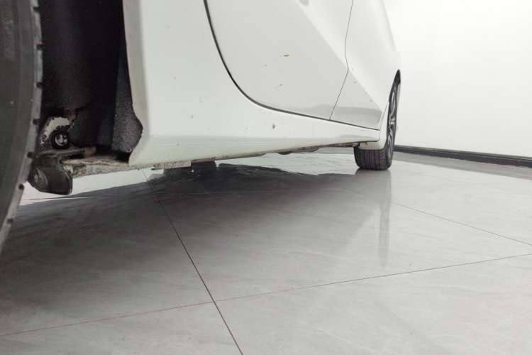 Used Honda Crider 2016 1.8L Manual Comfort Version Right Side Sill