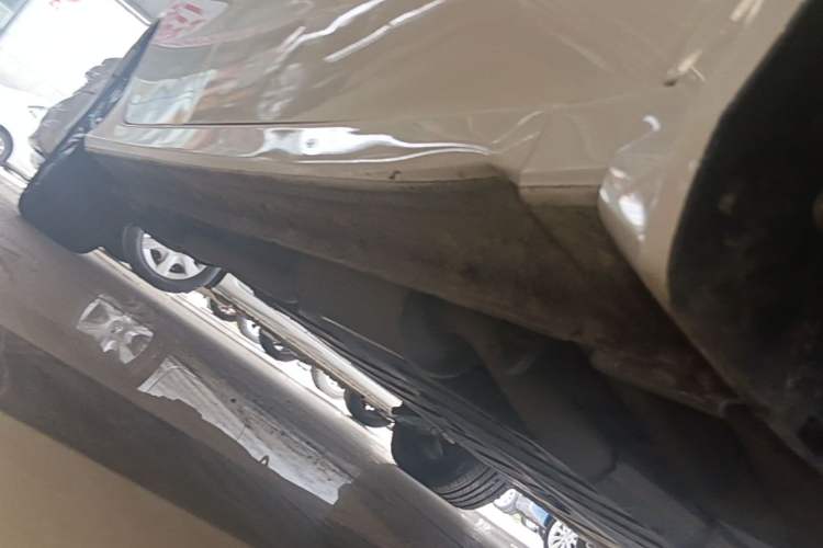 Used Honda Crider 2016 1.8L CVT Comfort Version Right Side Sill
