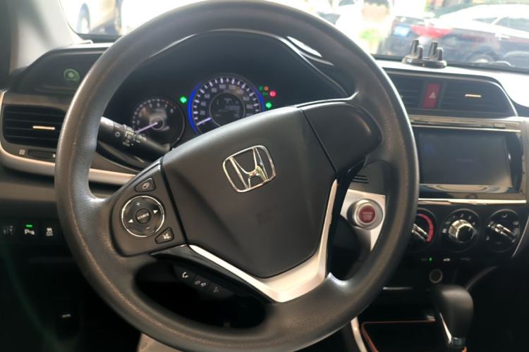 Used Honda Crider 2016 1.8L CVT Luxury Edition Steering Wheel