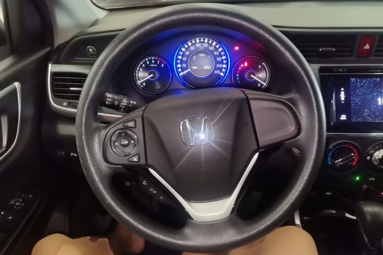 Used Honda Crider 2016 1.8L CVT Luxury Edition Steering Wheel