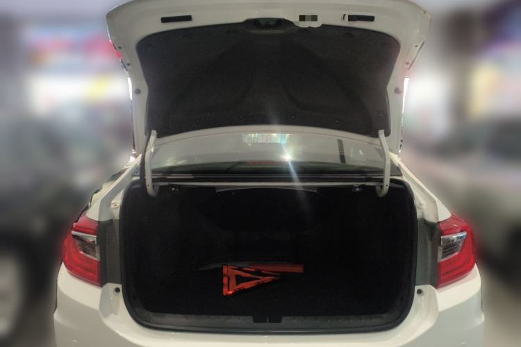 Used Honda Crider 2016 1.8L CVT Comfort Version Trunk