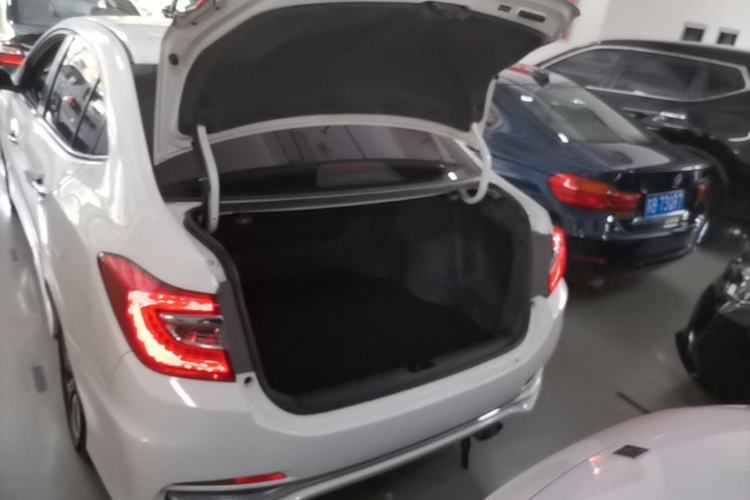 Used Honda Crider 2016 1.8L CVT Comfort Version Trunk