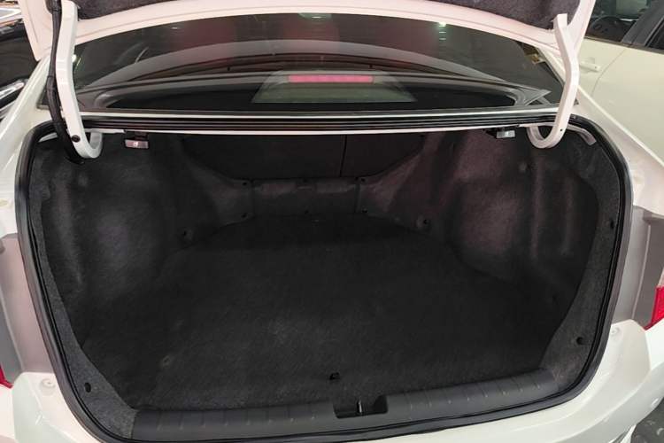 Used Honda Crider 2016 1.8L CVT Luxury Edition Trunk