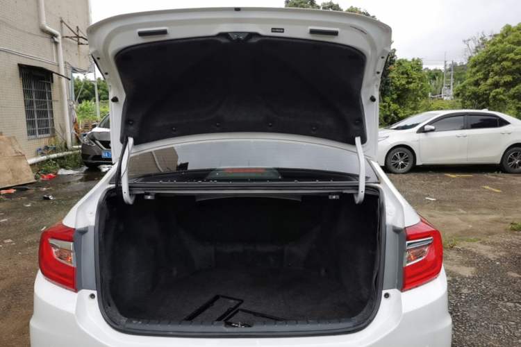 Used Honda Crider 2016 1.8L CVT Luxury Edition Trunk