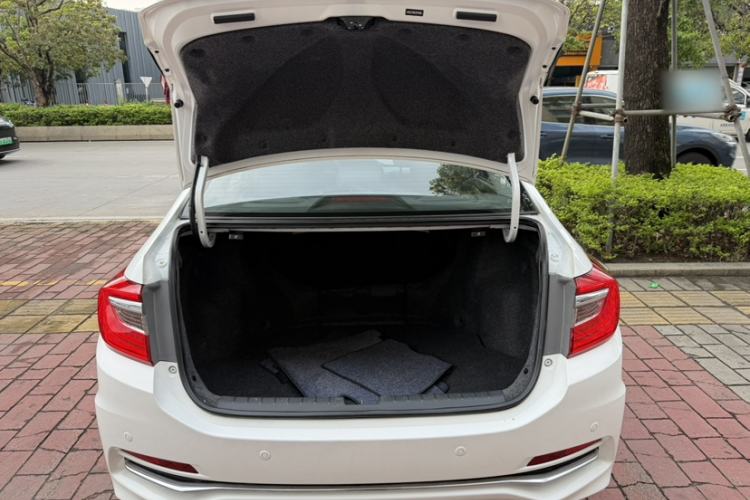 Used Honda Crider 2016 1.8L CVT Luxury Edition Trunk