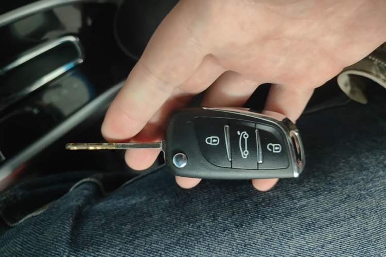 Used Honda Crider 2016 1.8L CVT Comfort Version Vehicle Key