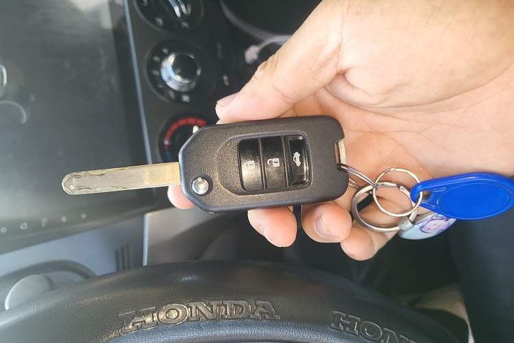 Used Honda Crider 2016 1.8L CVT Comfort Version Vehicle Key