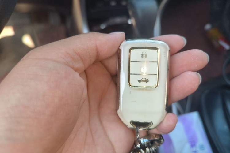 Used Honda Crider 2016 1.8L CVT Luxury Edition Vehicle Key