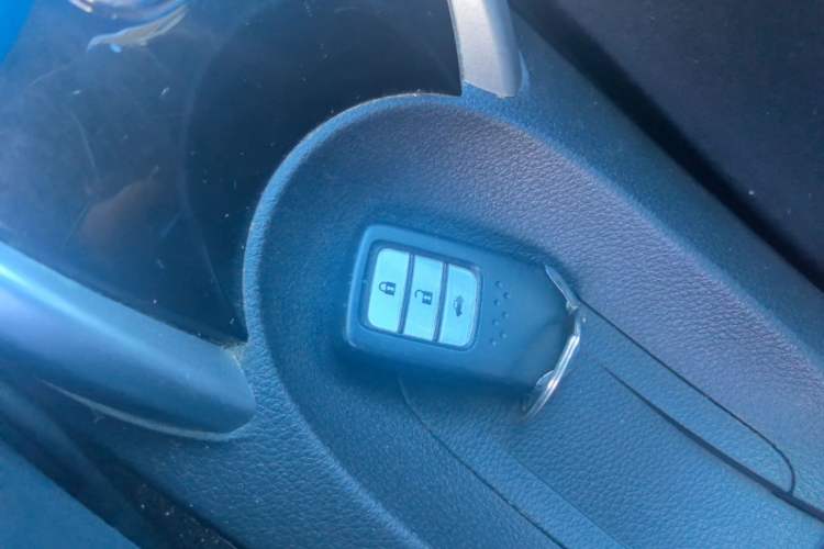 Used Honda Crider 2016 1.8L CVT Luxury Edition Vehicle Key