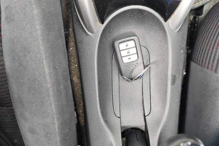 Used Honda Crider 2016 1.8L CVT Luxury Edition Vehicle Key