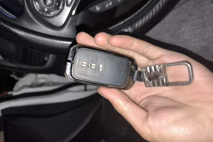 Used Honda Crider 2016 1.8L CVT Luxury Edition Vehicle Key
