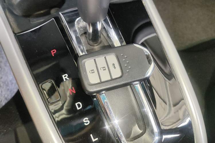 Used Honda Crider 2016 1.8L CVT Luxury Edition Vehicle Key