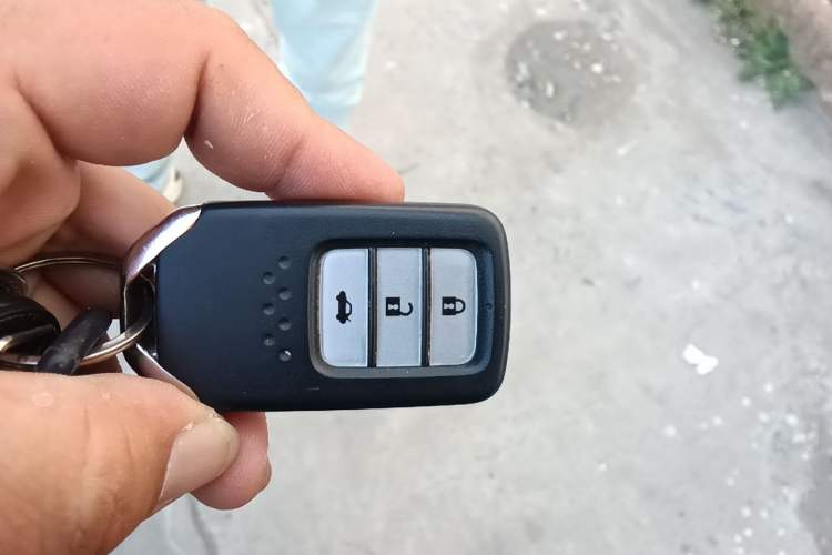 Used Honda Crider 2016 1.8L CVT Luxury Edition Vehicle Key