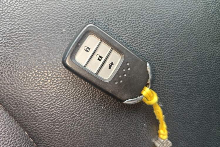 Used Honda Crider 2016 1.8L CVT Comfort Version Vehicle Key