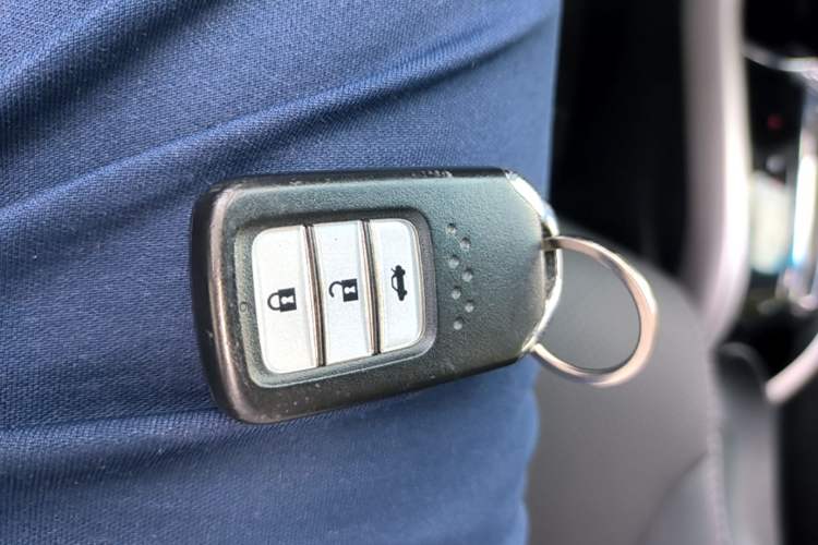 Used Honda Crider 2016 1.8L CVT Luxury Edition Vehicle Key