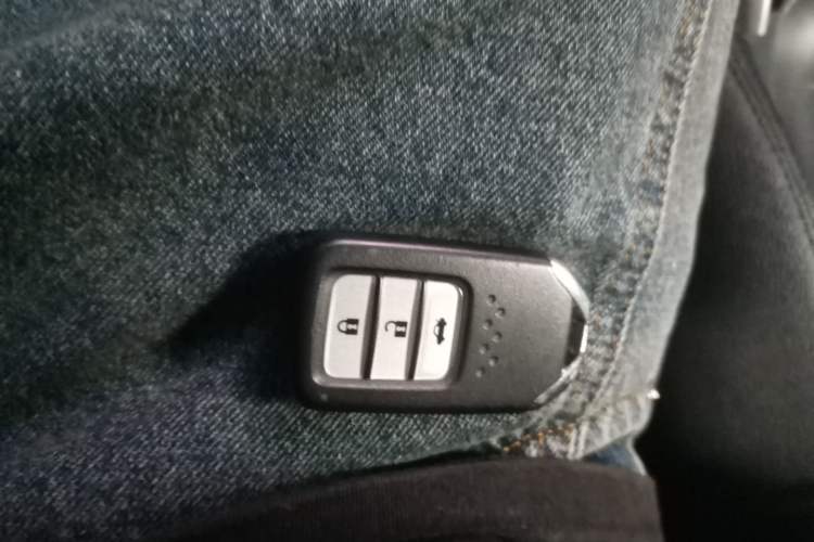 Used Honda Crider 2016 1.8L CVT Luxury Edition Vehicle Key